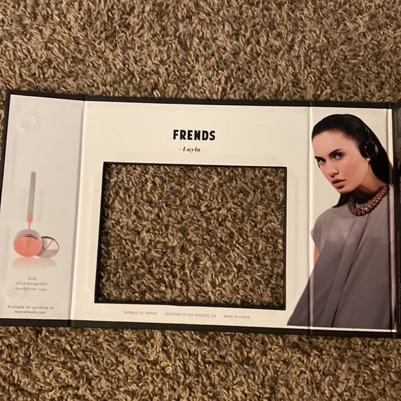 Frends Layla Oil Slick Designer Audio Accessories Headphones  new in box - Picture 3 of 13